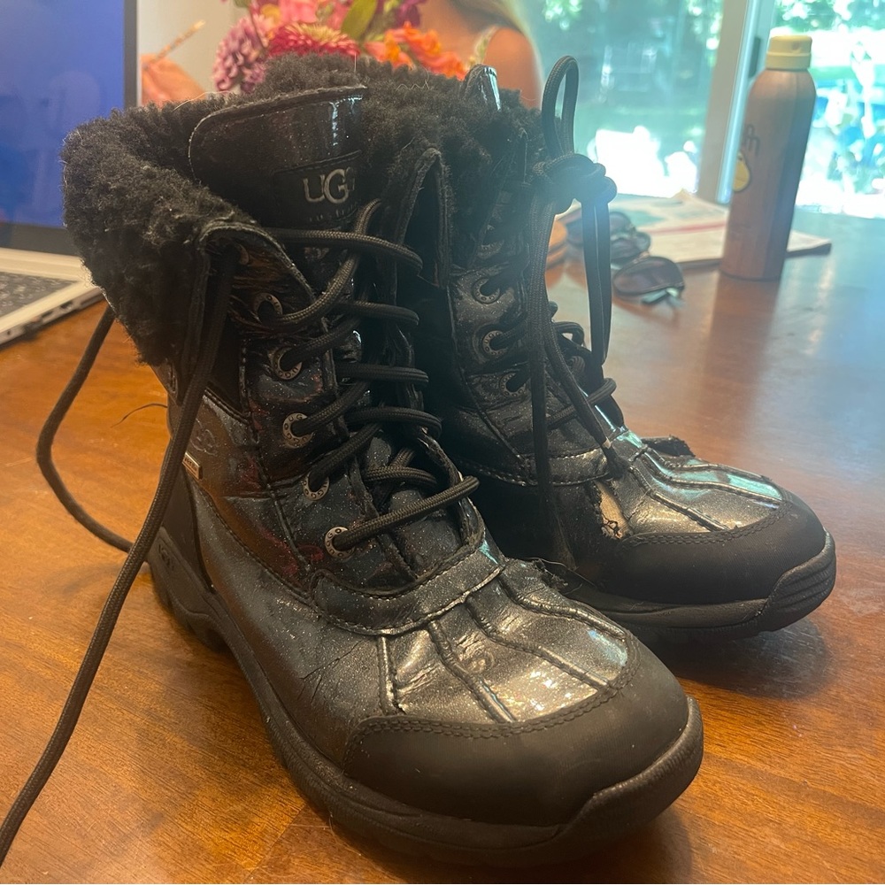 Ugg waterproof winter boots, size 6